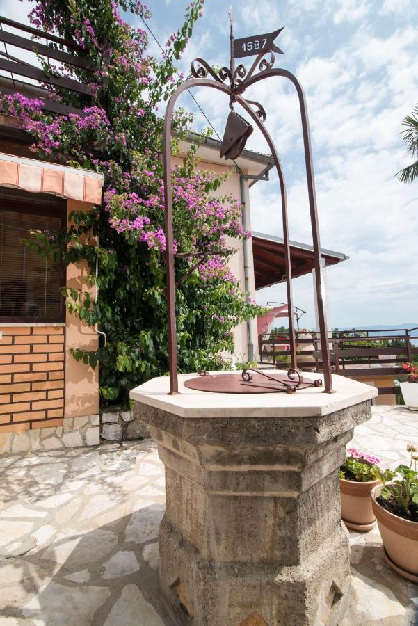 Apartment Alba Медвея Екстериор снимка